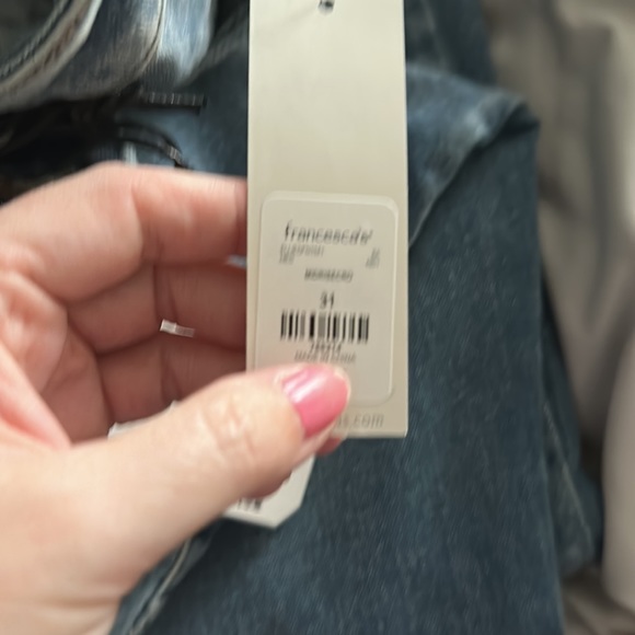 **Restocked** Velvet Heart Mid Rise Crop Jeans - Picture 10 of 10